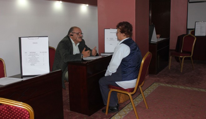 AJOFM/ Peste 40 de joburi, propuse la Bursa locurilor de muncă - bursalocurilordemunca-1350645637.jpg