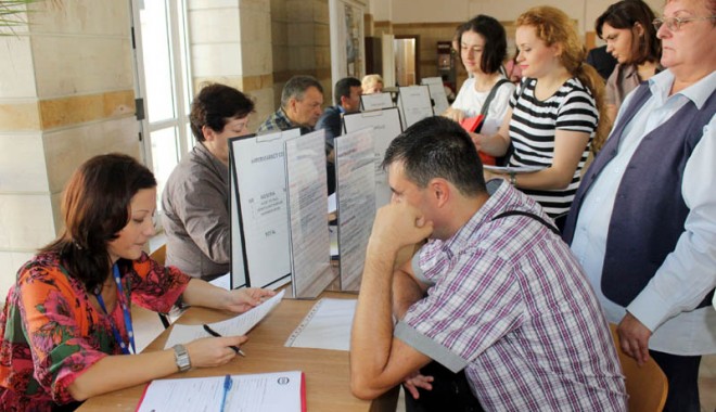 ANOFM. Șomajul a scăzut nesemnificativ - bursalocurilordemunca28134961461-1365504006.jpg