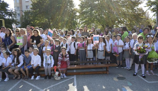 Consiliul Local a majorat bursele elevilor din Mangalia - bursemangalia-1580332679.jpg