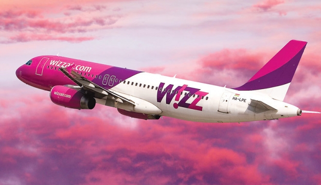 ALERTĂ pe Aeroportul Otopeni. Un pasager a murit! Ce spun reprezentanții companiei - businessrevieweuwizzair-1507032408.jpg