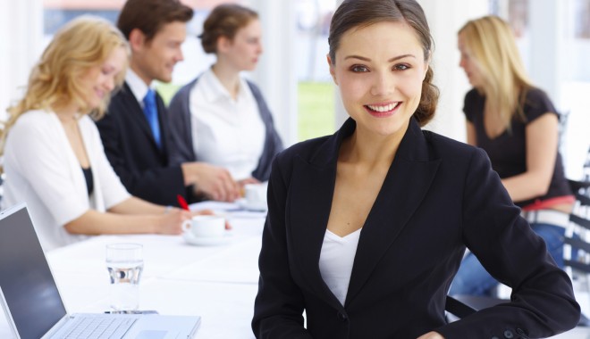 Într-o săptămână se lansează Programul Femeia Manager 2013 - businesswomantablegroup-1373618872.jpg