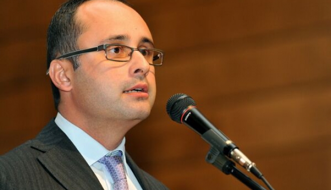 CRISTIAN BUȘOI, noul președinte al PNL București - busoi-1491651597.jpg