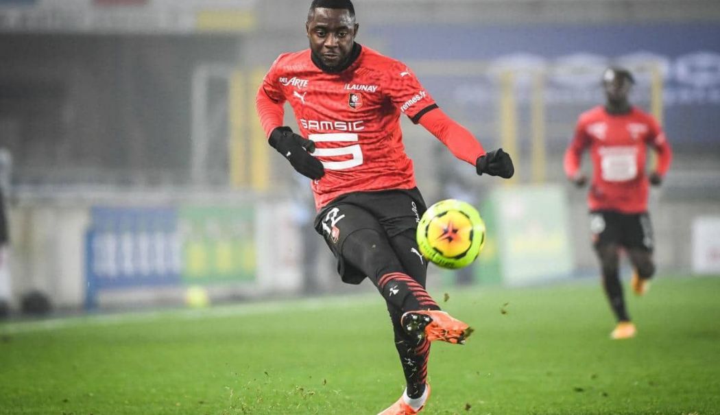 Clubul Gloria Buzău l-a transferat pe mijlocașul camerunez James Lea Siliki - buzau-transfer1-1740579982.jpg