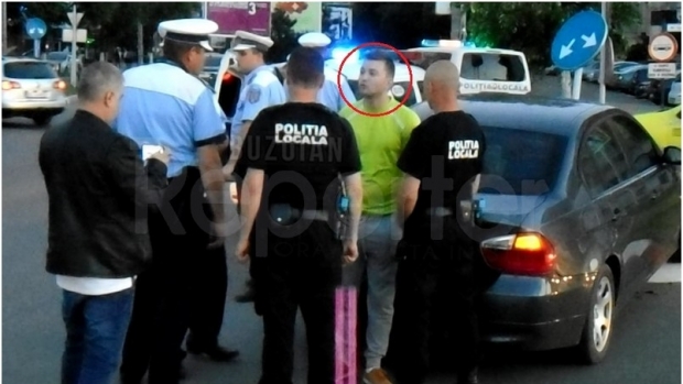 Fiu de general, BEAT și FĂRĂ PERMIS, a făcut accident. Tânărul este pilot de avion - buzau08500000-1495177372.jpg