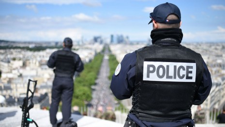 22 de suspecți, arestați într-o operațiune de destructurare a unei vaste grupări de crimă organizată - bweuropol-1558529001.jpg