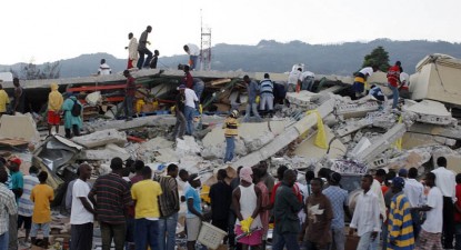 Un bărbat a fost scos de sub dărâmături la 11 zile după seismul din Haiti - c099e468717d7f2501b9538dd6bdf97b.jpg
