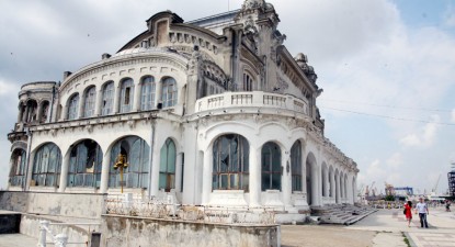 Cazinoul, simbolul Constanței, în pericol de prăbușire (galerie foto) - c2a0a8c53604db59f7c37f4c4fda61f8.jpg
