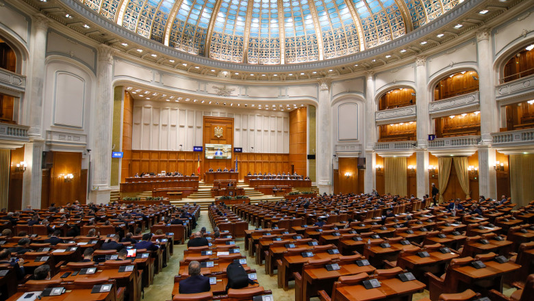 Sesiune extraordinară la Senat: se adoptă în regim de urgență un proiect așteptat de foarte mulți români