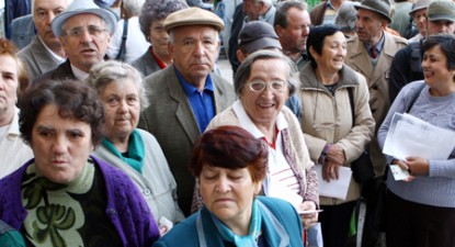 Plăcerea de a sta la coadă - 