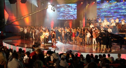 Duminică vor fi desemnați câștigătorii festivalului Mamaia - c4c1e5374435d1aa0d2026c6380bddb9.jpg