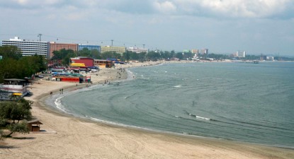 Elena Udrea i-a dat lui Mazăre 20 de miliarde de lei. Să-și facă pasarelă în Mamaia - c6d79d9a83f7d74b7ecb4b693ea2261f.jpg