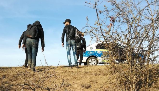 Patru persoane au vrut să traverseze ilegal frontiera bulgaro-română - c6f5c1fda4a948b9b4a7a11f2ef5ac22-1601723807.jpg