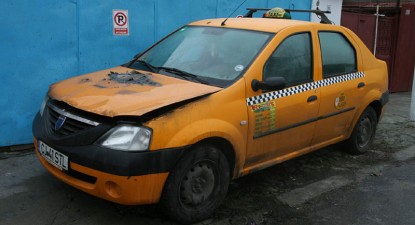 Incendiu la un taxi parcat pe strada Crinului - c71bce52ccb738139dabb8d50d1e1de7.jpg