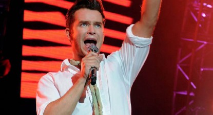Album omagial Stephen Gately - c7b02e9e11f56f3518c3ca677149e6ee.jpg