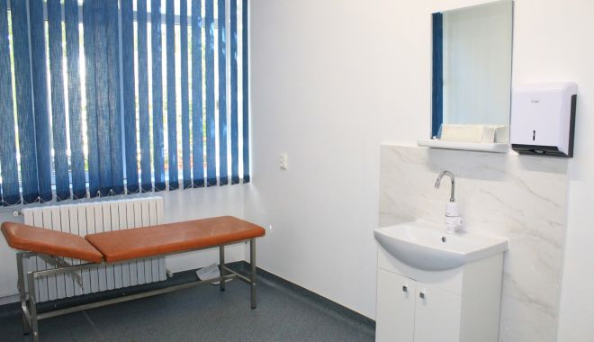 Cabinete medicale școlare, din Constanța, renovate - cabinetemedicale2-1573543812.jpg