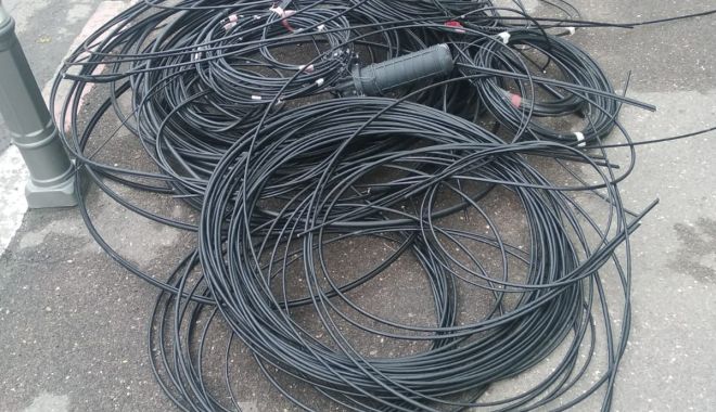 Constănțeni, atenție! Continuă lucrările de tăiere a cablurilor - cabluri2-1550490887.jpg