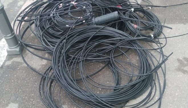 Continuă lucrările de tăiere a cablurilor, la Constanța - cabluri21550490887-1553613967.jpg