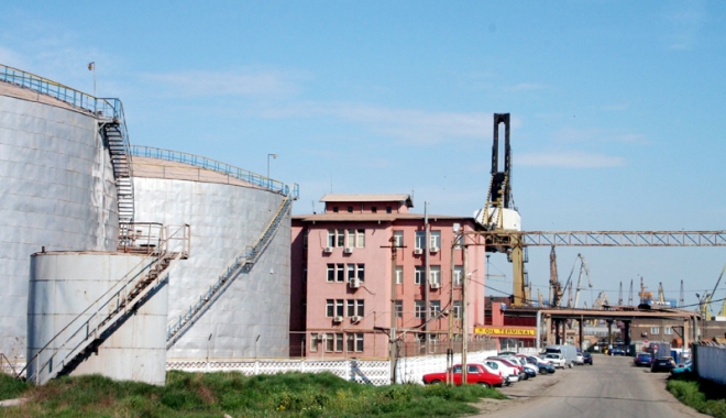 Cu cât e mai profitabilă compania Oil Terminal, cu atât pierde mai mult - cacatmaiprofitabilaoilterminalgf-1495373184.jpg