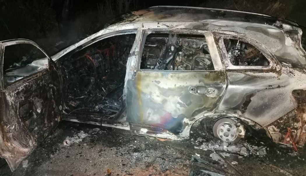 Cine este șoferul găsit carbonizat în mașină pe un câmp, descoperit de un curier - cadavru-1765371027.jpg