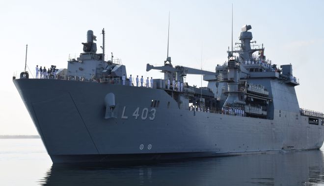 Cadeți de la Academia Navală din Istanbul, în vizită la Constanța - cadetiturci-1567536313.jpg