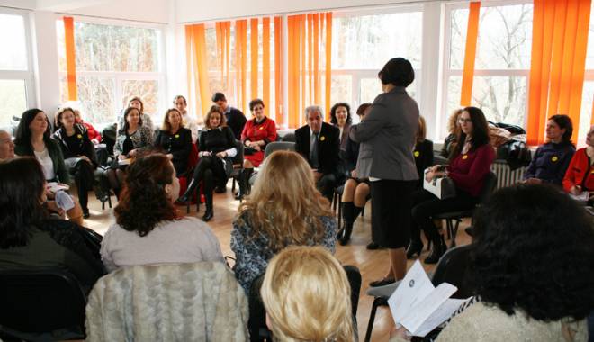 Cadrele didactice constănțene, prezente la un eveniment important - cadreledidactice-1456065337.jpg