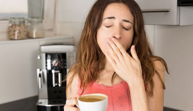 Consumați mai multă apă și nu veți mai fi tentați să beți cafea! - cafea2-1664118996.jpg