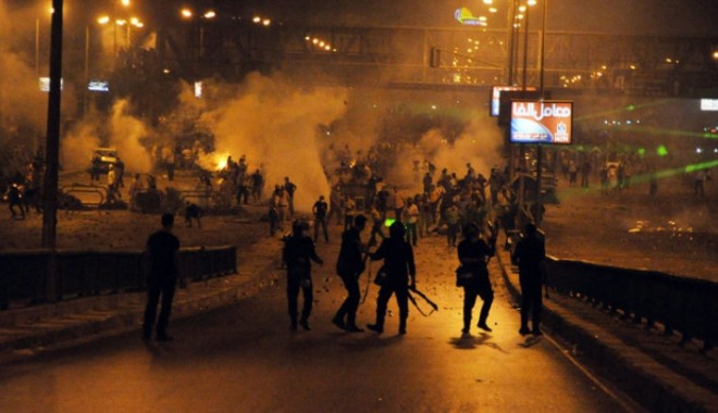 Baie de sânge  la Cairo: cel puțin  100 de morți - cairoclashes95617300-1375046690.jpg