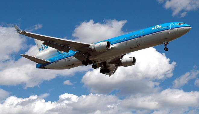 Călătoriile cu avionul, mai sigure ca oricând în 2013 - calatoriile-1389277727.jpg