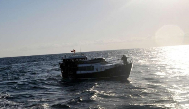 Călăuzele celor 69 de migranți prinși  la Mangalia  au fost arestate - calauzele-1503070407.jpg