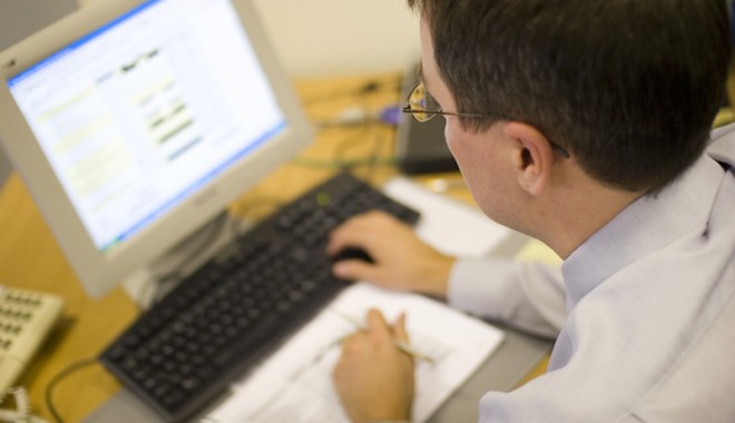 Calculatoarele și tabletele ne distrug ochii.  Iată cum ne putem proteja - calculatoarelesitabletele-1389632275.jpg