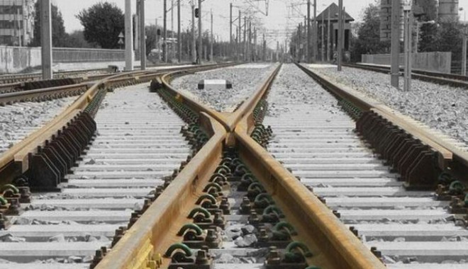 COLIZIUNE între două trenuri în Germania, soldată cu 35 de răniți - caleferatacfr40243700-1406958587.jpg