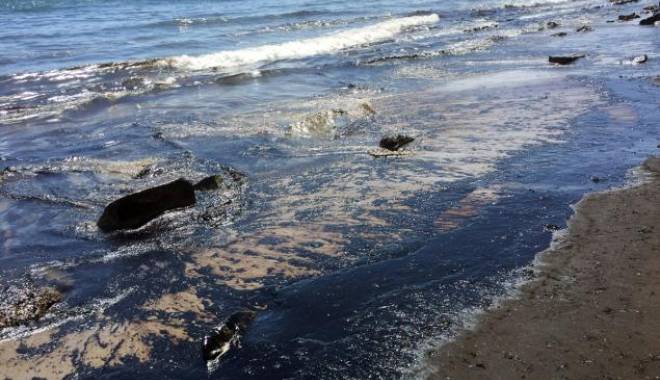 VIDEO. Stare de urgență în Santa Barbara, după cea mai mare deversare de petrol din ultimii 20 de ani - californiaoilspill-1432286848.jpg