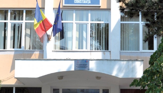 Motivul incredibil al schimbarii directorului Monica Niciporuc! - calinescu-1314996032.jpg