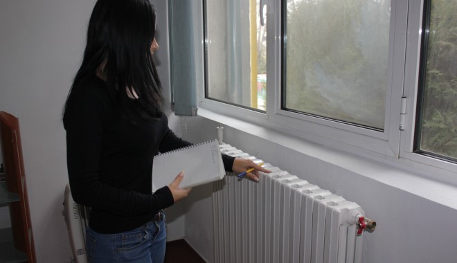 Avarie CET. Mâine se oprește apa caldă și căldura în trei zone din Constanța - caloriferul4-1395940660.jpg