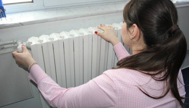 Vezi aici când se oprește apa caldă și căldura, la Constanța - caloriferul5-1425488754.jpg