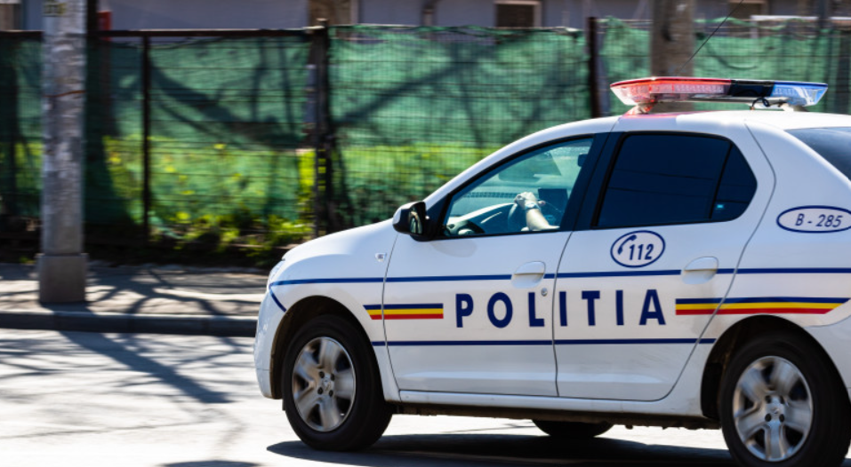 Bărbat acuzat de camătă, plasat în arest la domiciliu după ce ar fi vândut ilegal apartamentele victimelor