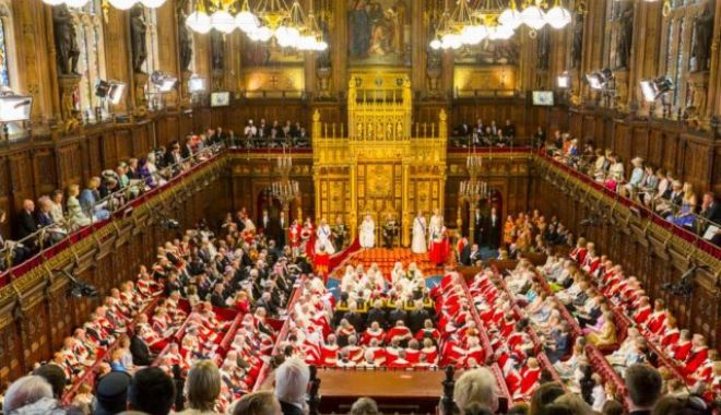 Guvernul britanic ia în calcul mutarea Camerei Lorzilor din Londra - camera-1579469438.jpg