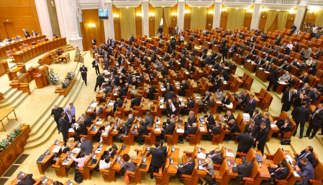 Se cere sancţionarea unui deputat USR care i-a numit “criminali” pe cei de la AUR