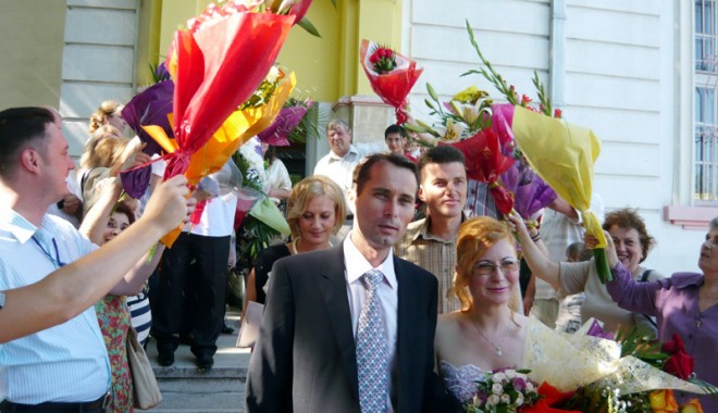 Colega noastră, jurnalista Camelia Mitric, s-a căsătorit - cami1-1310143454.jpg