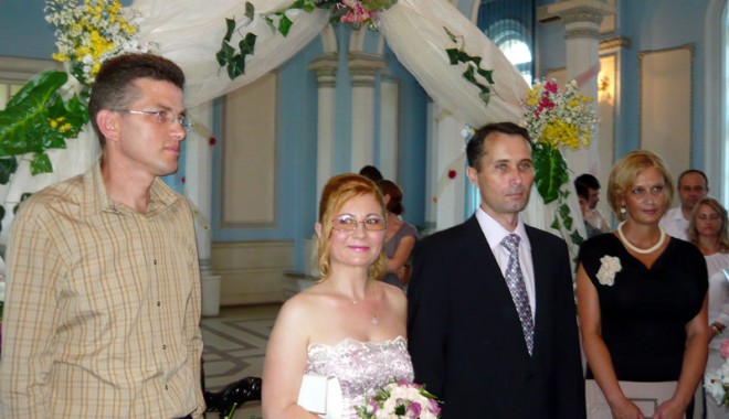 Colega noastră, jurnalista Camelia Mitric, s-a căsătorit - cami3-1310143411.jpg