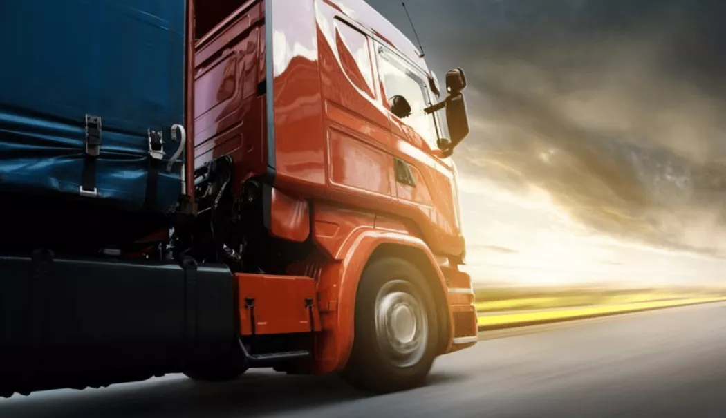 Hoții au furat 12 tone de ciocolată în Europa. Camionul și încărcătura sunt de negăsit - camion-cioco-1774698840.webp