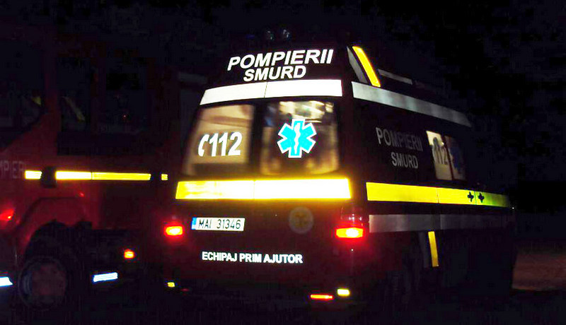 Accident îngrozitor, soldat cu moartea unei femei. Mașina în care se afla a intrat sub un camion