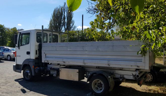 Camion furat din Belgia, descoperit la Constanța - camionfurat1-1537371228.jpg