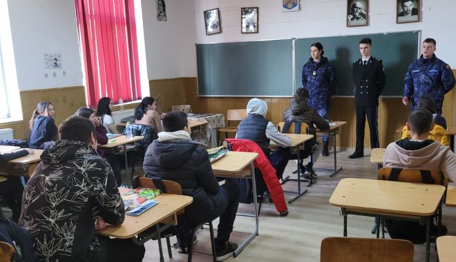ADEVĂRATĂ CAMPANIE de promovare pentru înscrierea în învățământul militar, susținută în fața elevilor din județul Constanța - campanie-1676132722.jpg