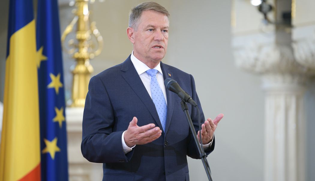 Klaus Iohannis a desecretizat documentele CSAT despre campania lui Călin Georgescu. Donaţiile de pe Tiktok au depăşit un milion de euro