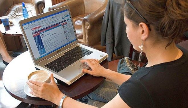 Căutați de muncă pe Internet? Aveți grijă la traficanții de carne vie - campaniesursathetelegraph-1587748336.jpg