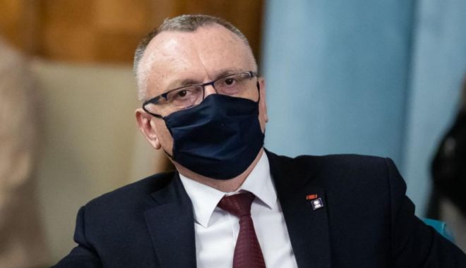 Sorin Cîmpeanu și-a propus să reducă abandonul școlar până la 9%: „E un nivel foarte greu de atins” - campeanu-1640880038.jpg