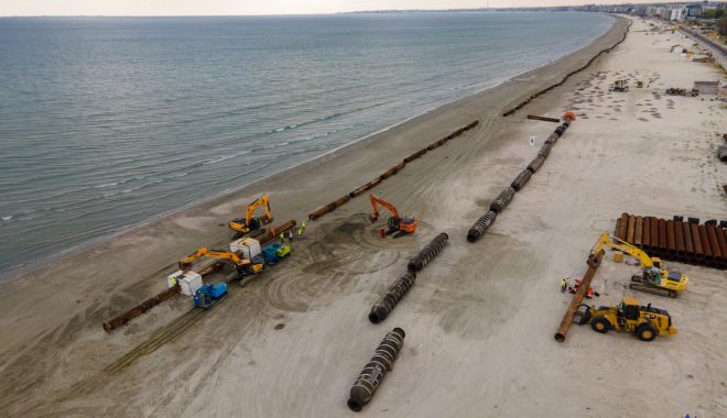 Câmpii marine pe litoral, plantate în largul  Mării Negre - campiimarine-1603122249.jpg