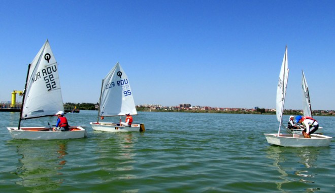Campionatul Balcanic de yachting începe, astăzi, la Mamaia - campionat-1409592815.jpg