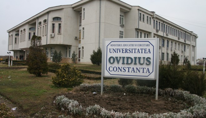 Universitatea Ovidius / O treime dintre alegători au votat până în acest moment - campusuniversitateaovidiusstuden-1330078025.jpg
